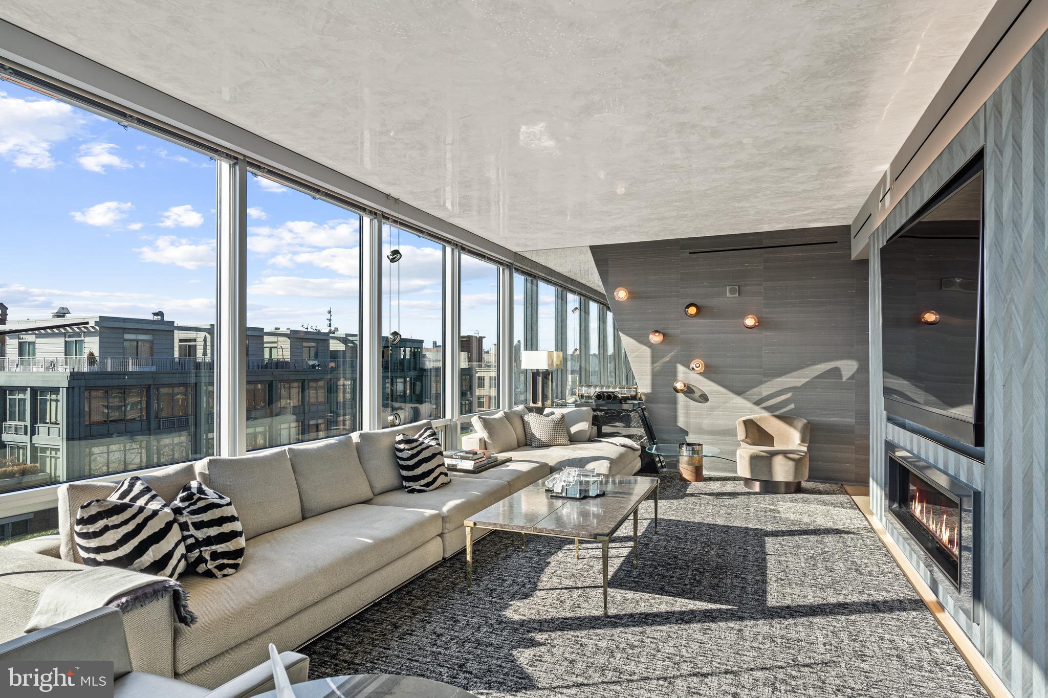 WEST END - Residential