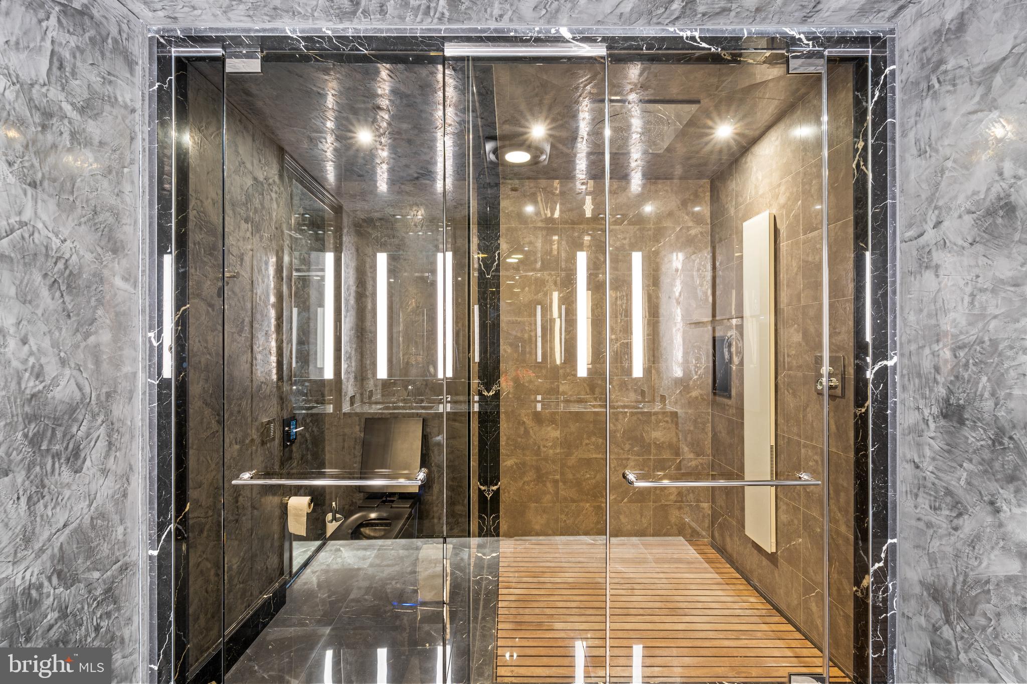 WEST END - Residential