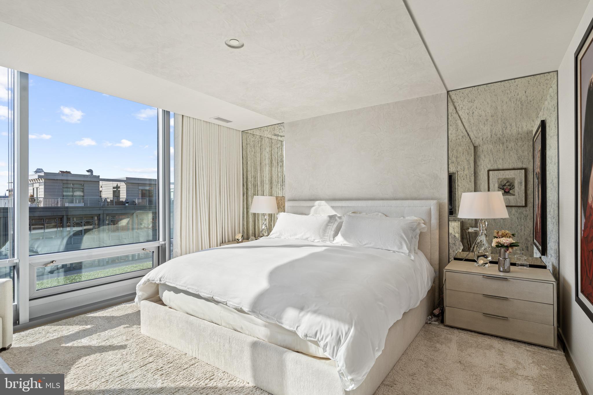 WEST END - Residential