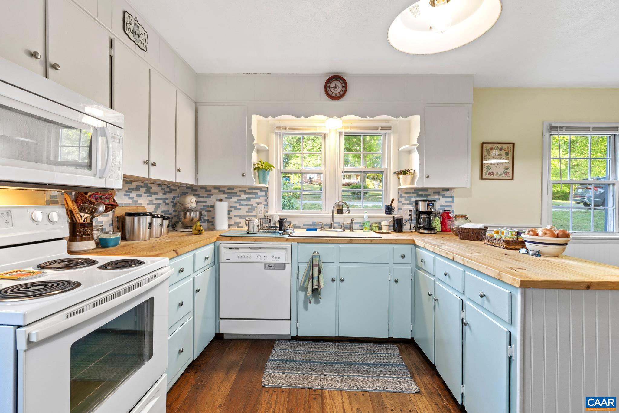 LOCUST LANE - Residential