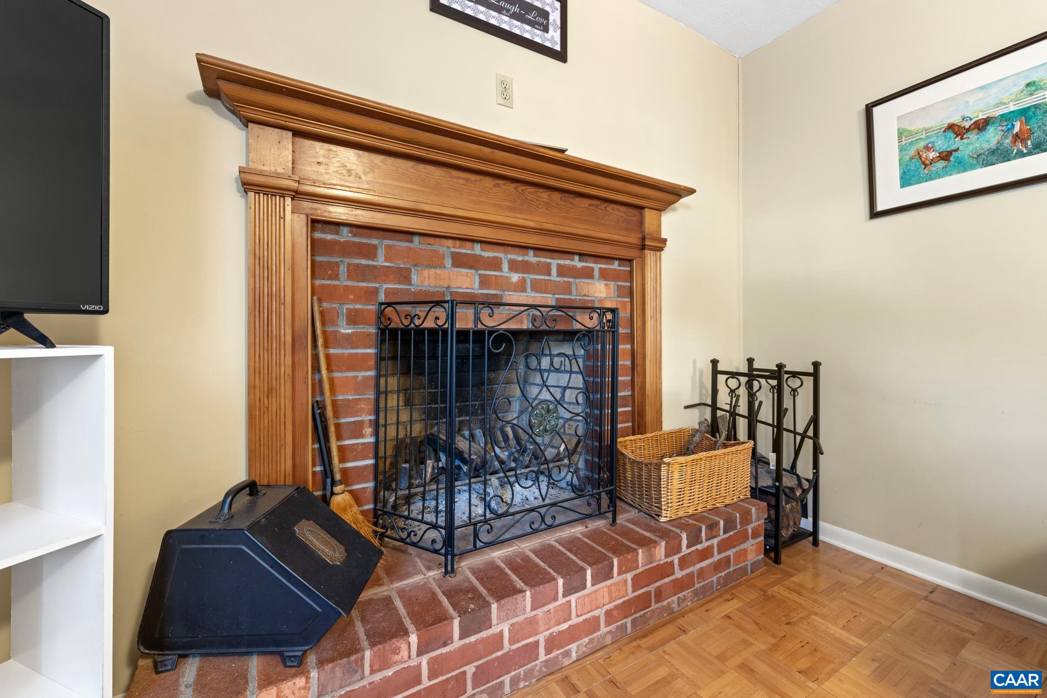 LOCUST LANE - Residential