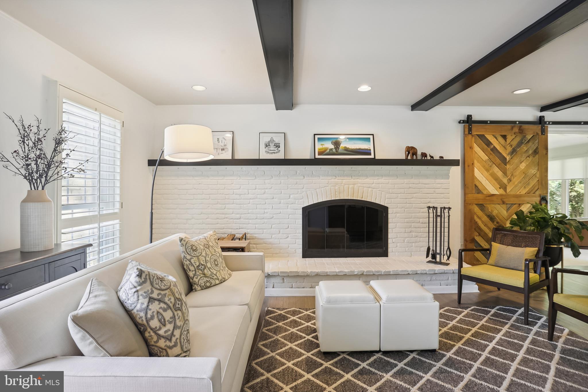 POTOMAC COMMONS - Residential