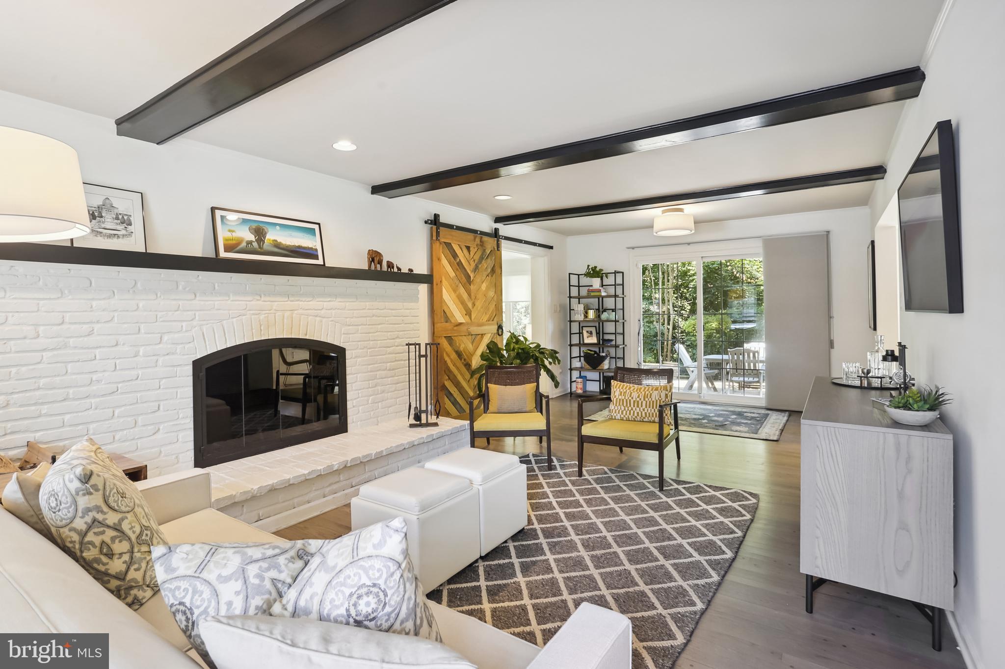 POTOMAC COMMONS - Residential