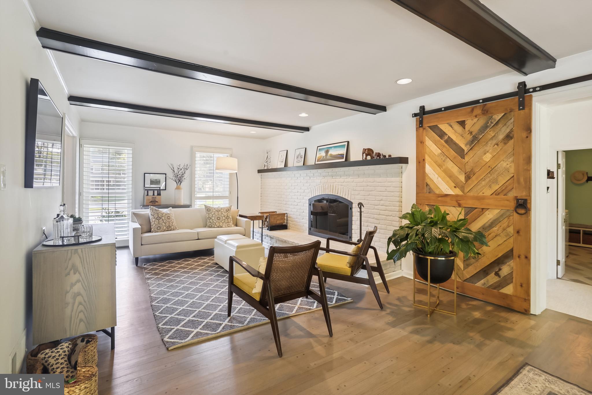 POTOMAC COMMONS - Residential