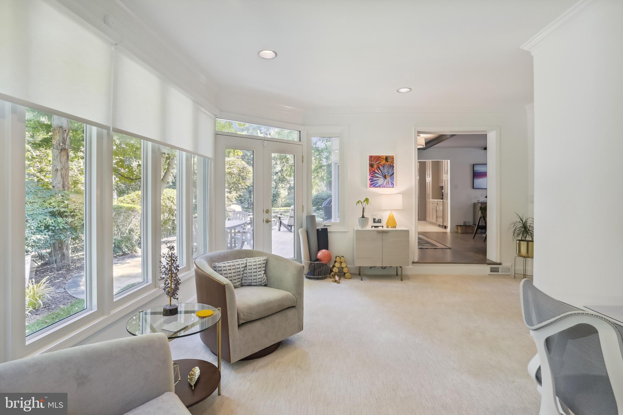 POTOMAC COMMONS - Residential