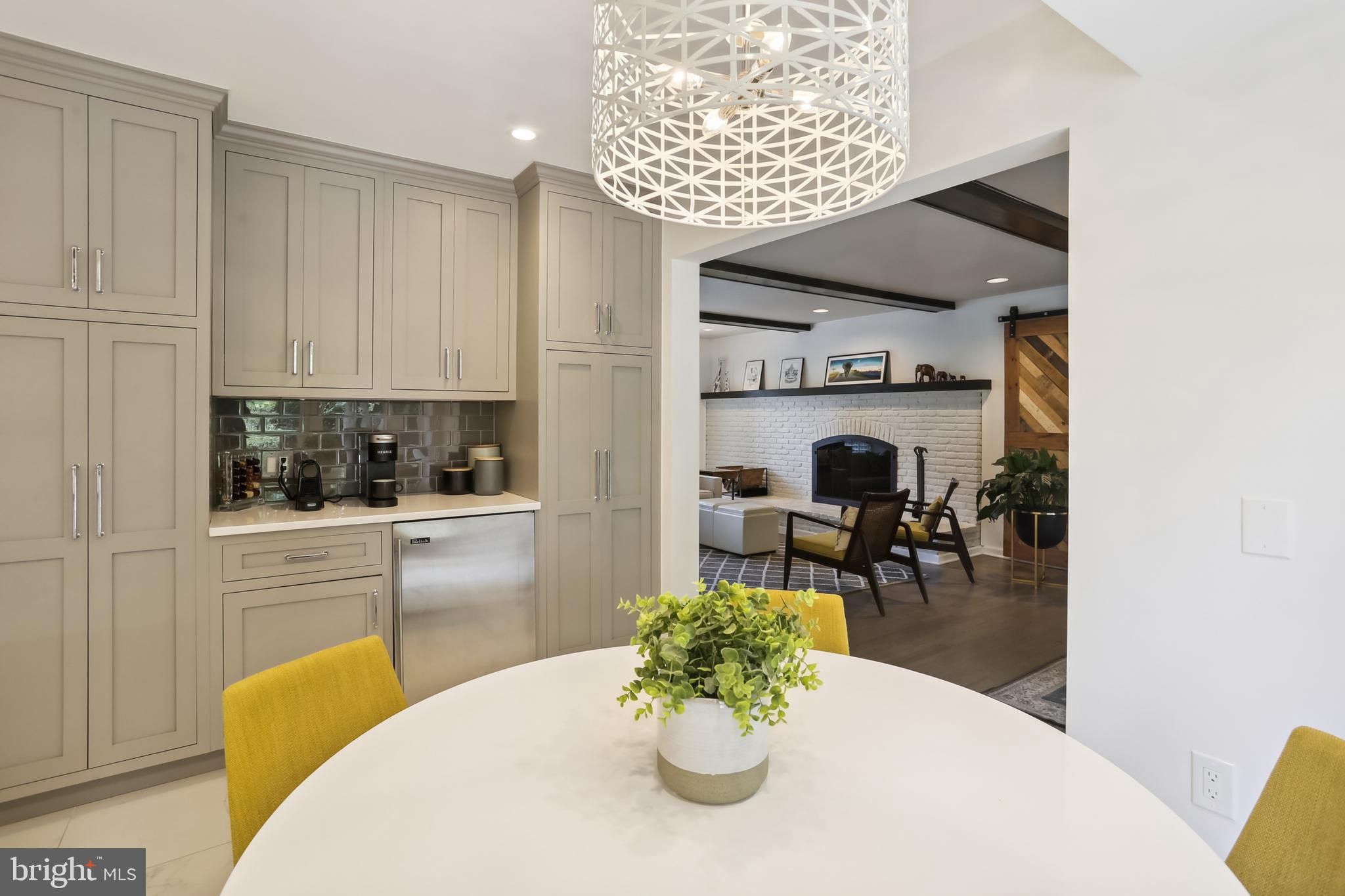 POTOMAC COMMONS - Residential