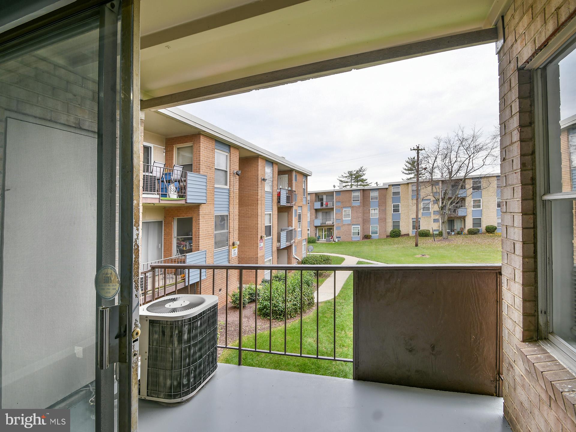 MARLOW TOWERS CONDOMINIUMS - Residential Lease