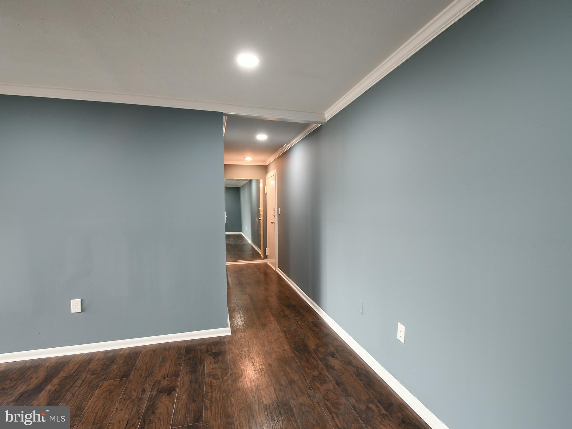 MARLOW TOWERS CONDOMINIUMS - Residential Lease