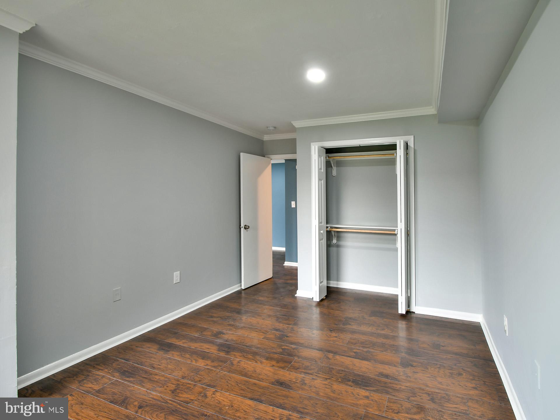 MARLOW TOWERS CONDOMINIUMS - Residential Lease