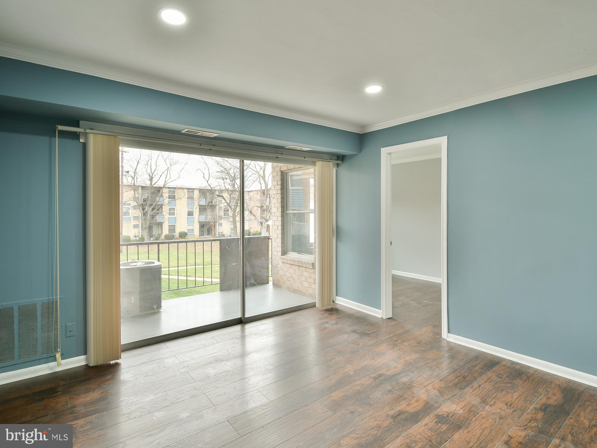 MARLOW TOWERS CONDOMINIUMS - Residential Lease