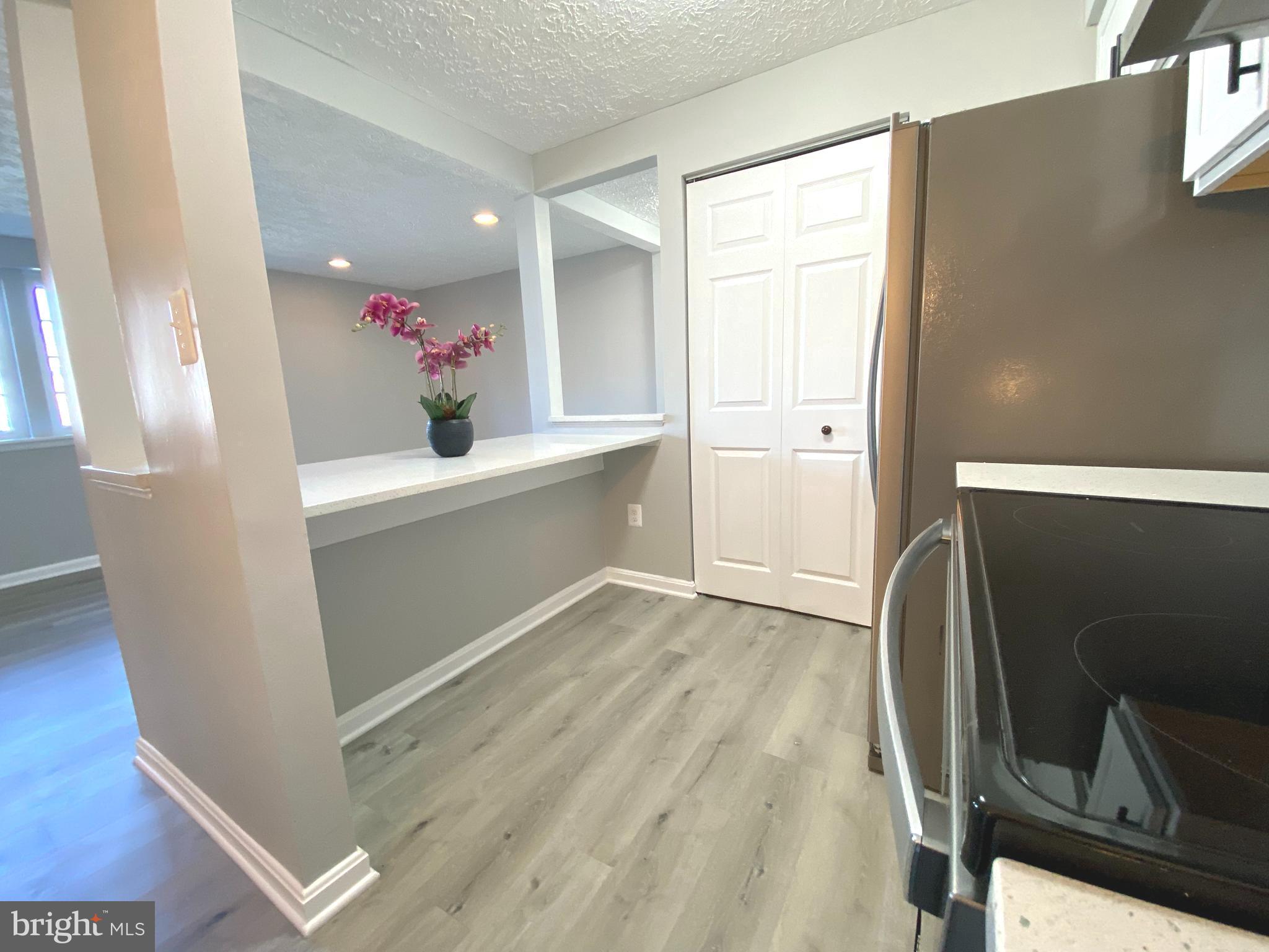 3500 WEDGEWOOD COURT B B