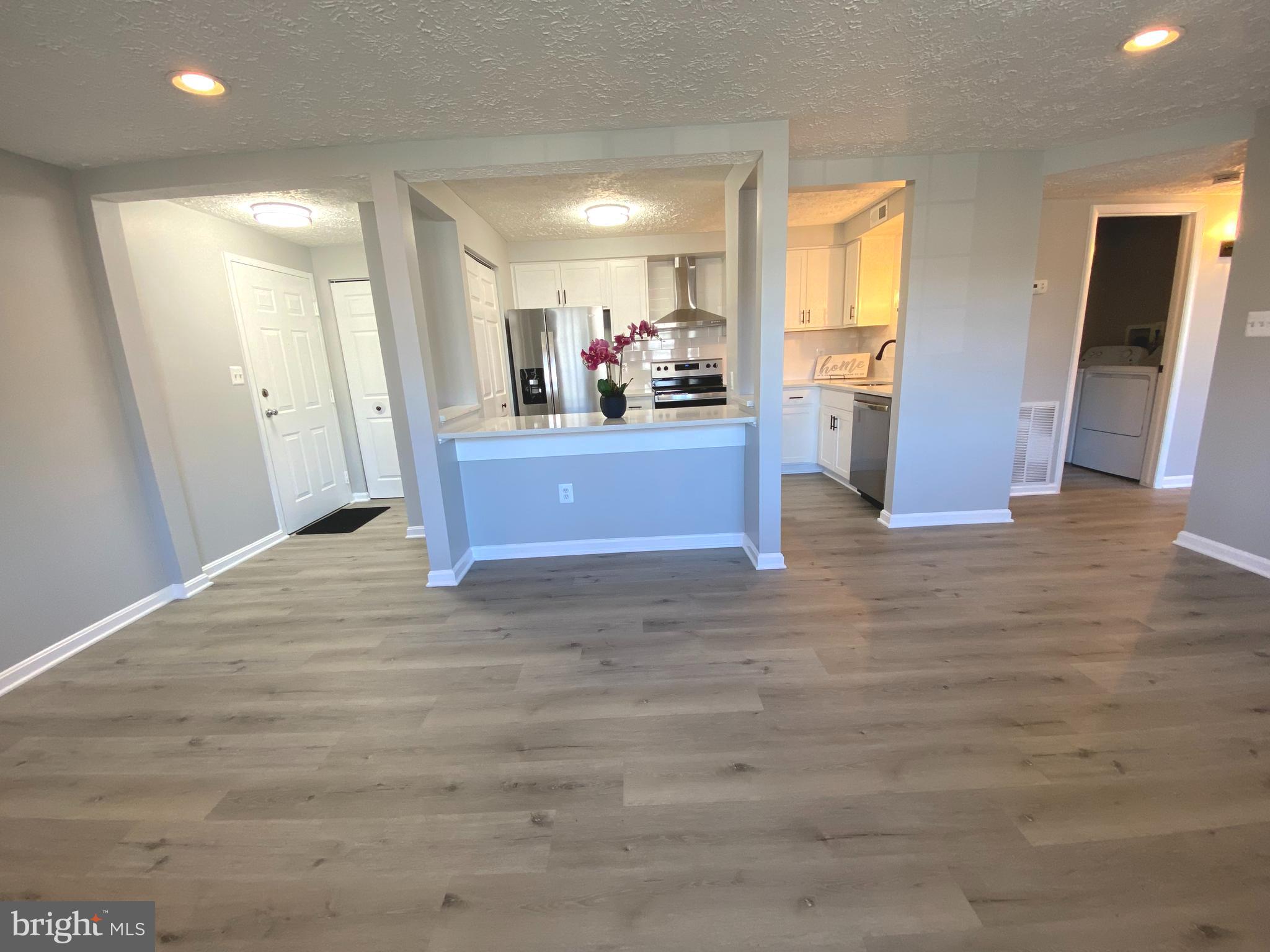 3500 WEDGEWOOD COURT B B