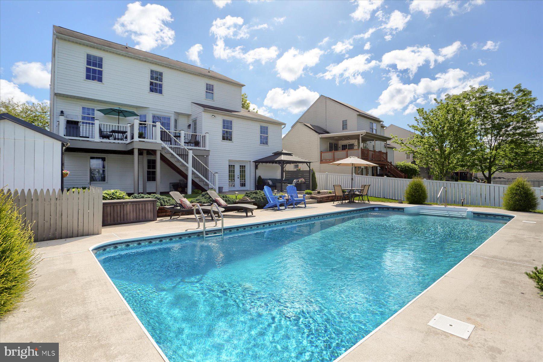 GRAYSTONE FARMS - Residential