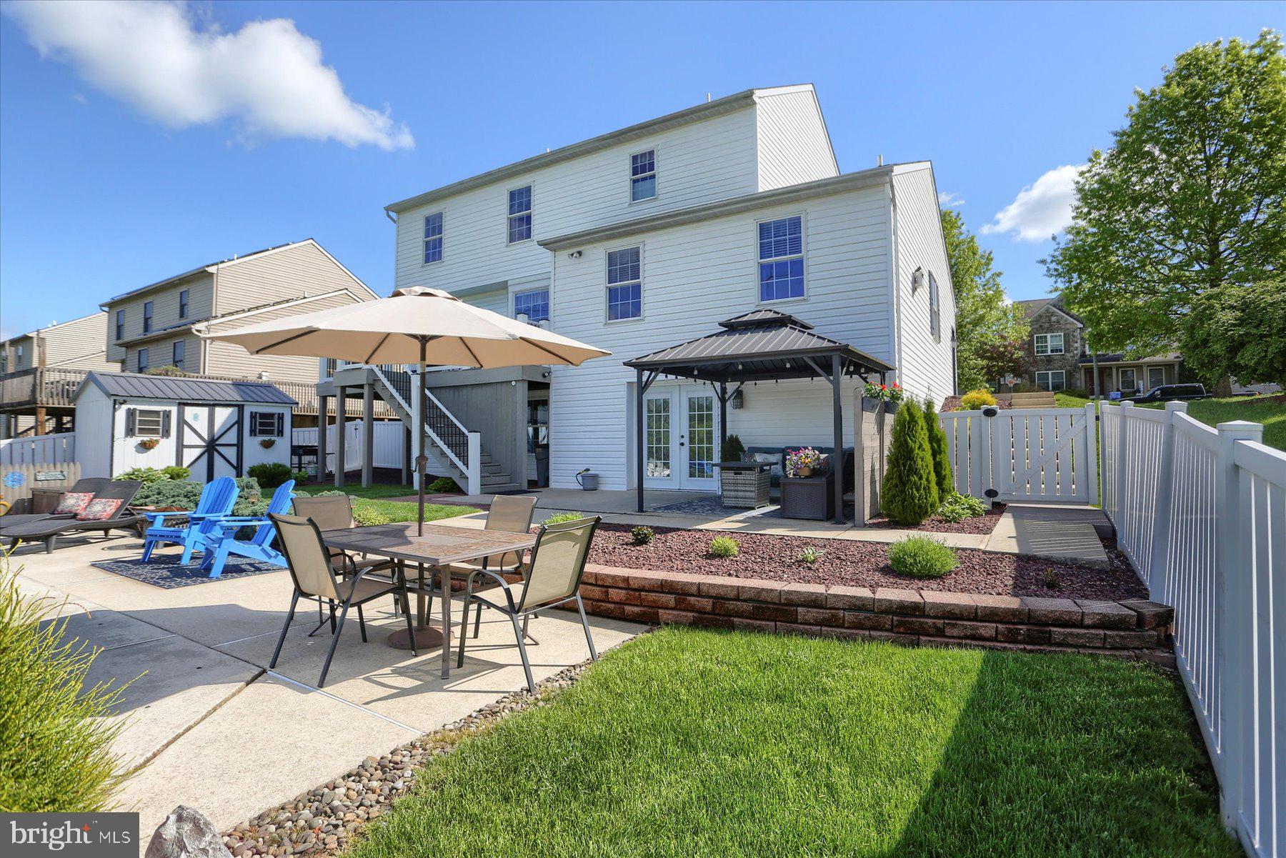 GRAYSTONE FARMS - Residential