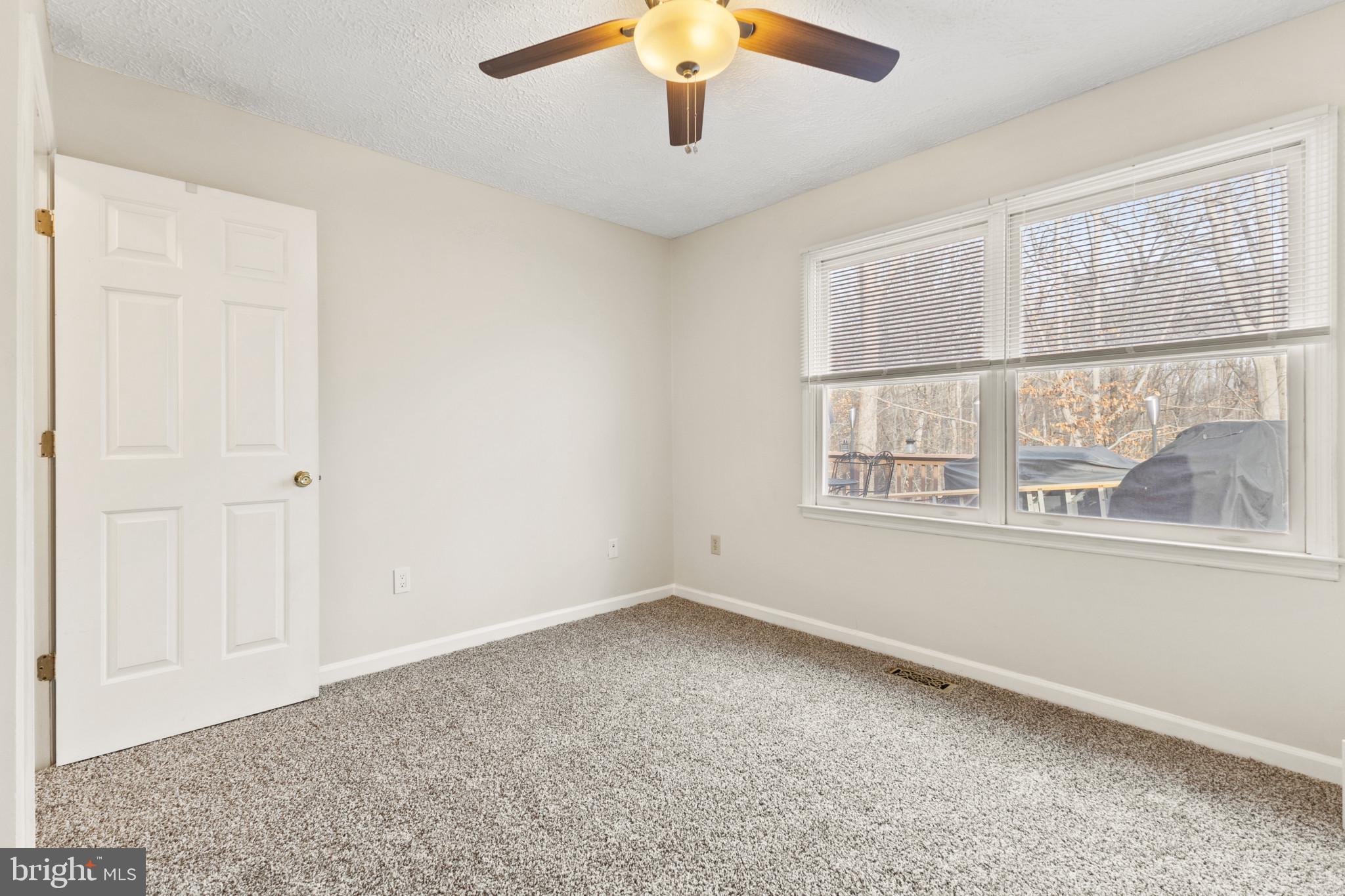 LAKE JACKSON - Residential