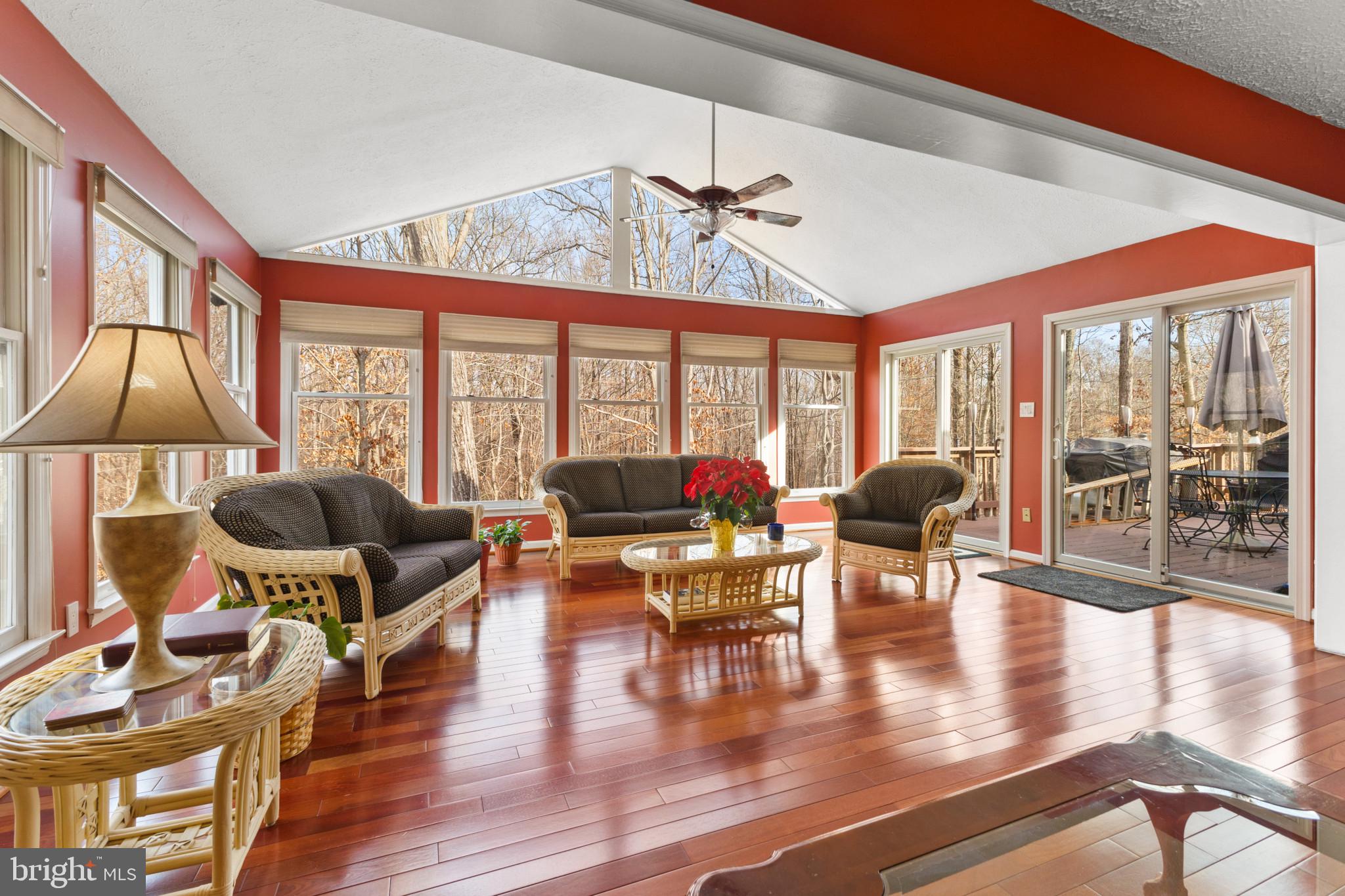 LAKE JACKSON - Residential