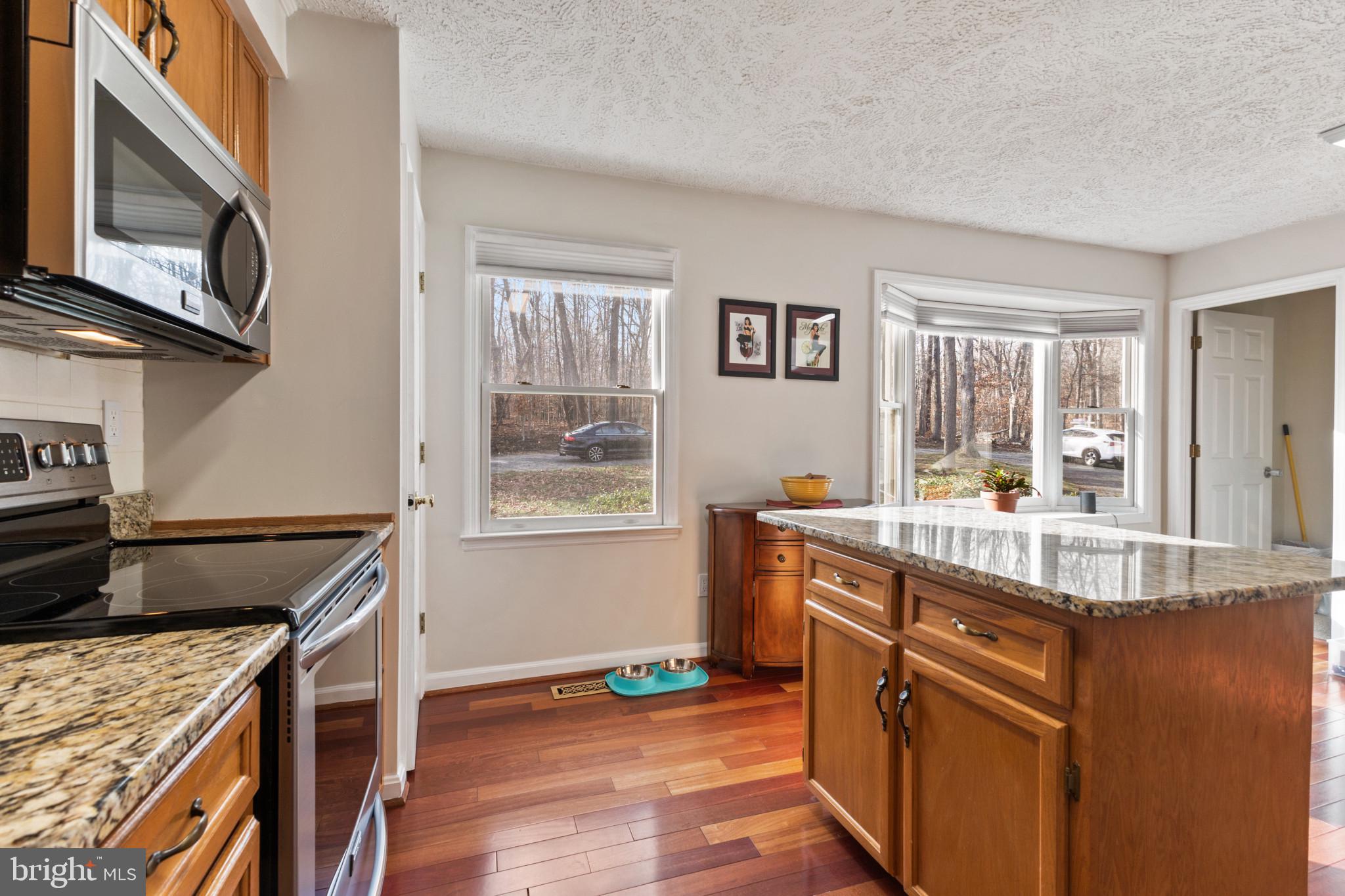 LAKE JACKSON - Residential