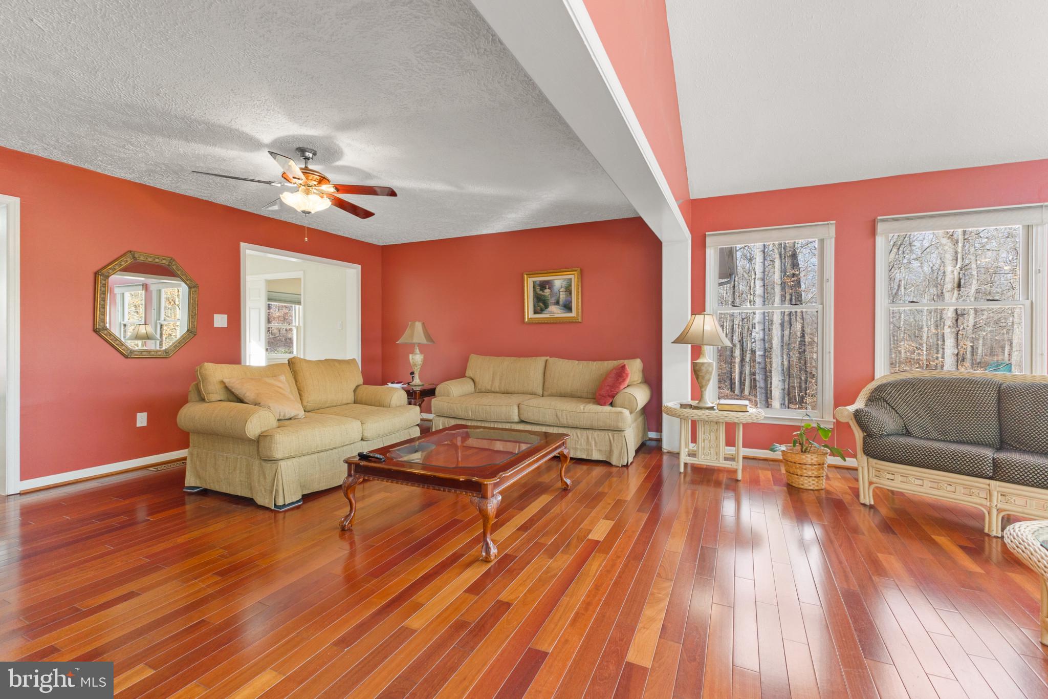 LAKE JACKSON - Residential