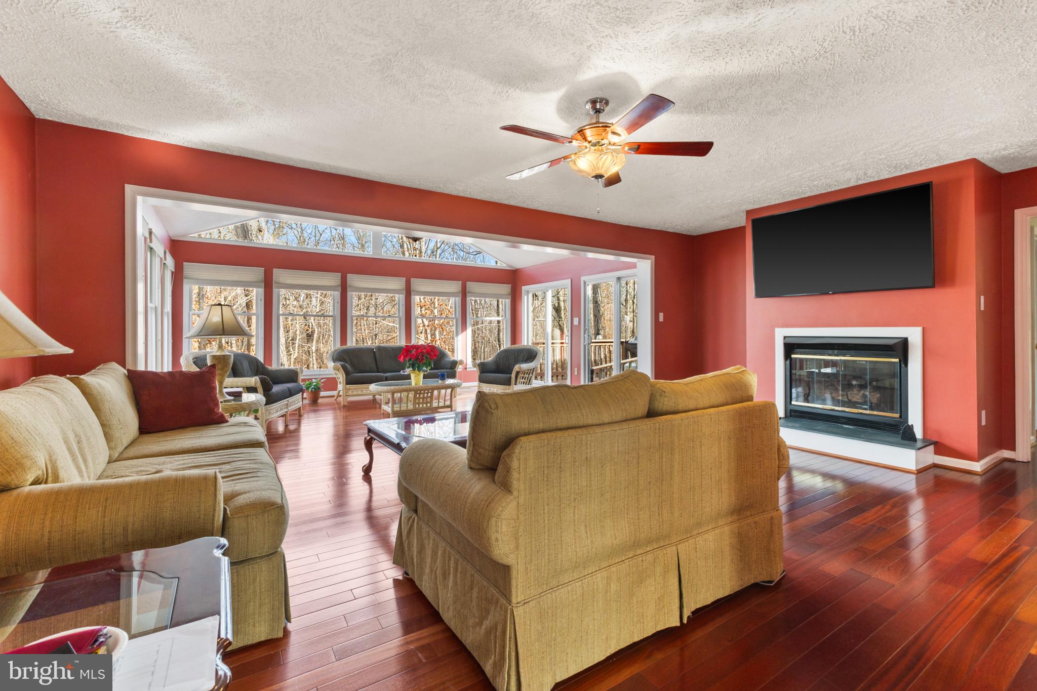 LAKE JACKSON - Residential