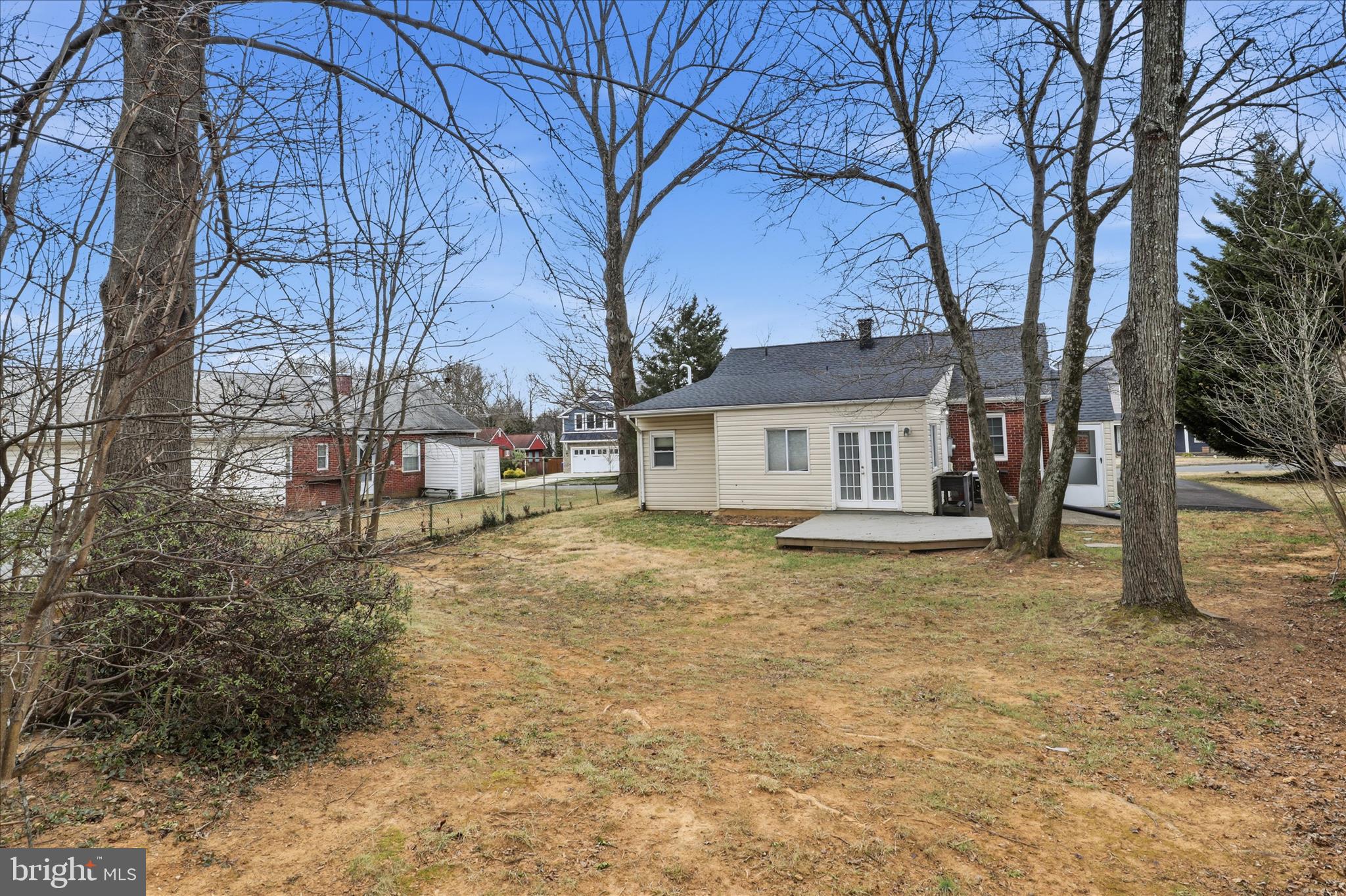 PIMMIT VIEW - Residential