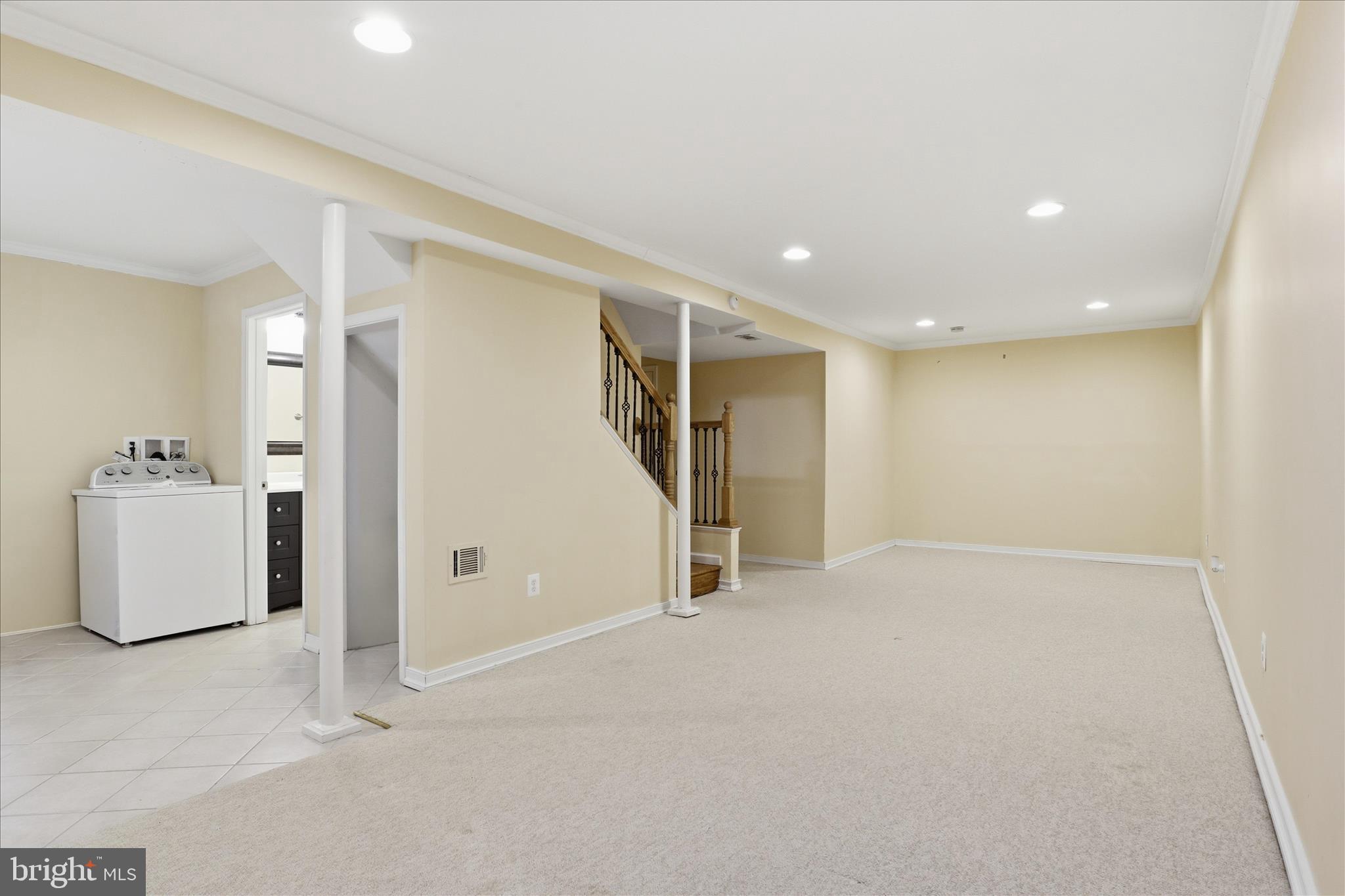 PIMMIT VIEW - Residential