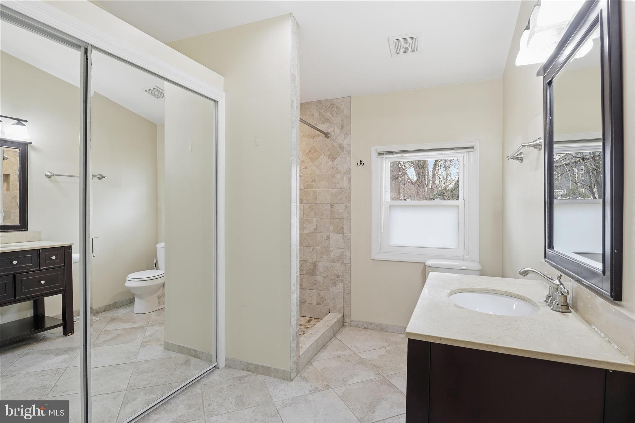 PIMMIT VIEW - Residential