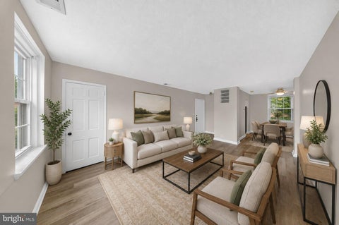 Photo of 4210 36th Street S #B2, ARLINGTON, VA 22206 (MLS # VAAR2075772)