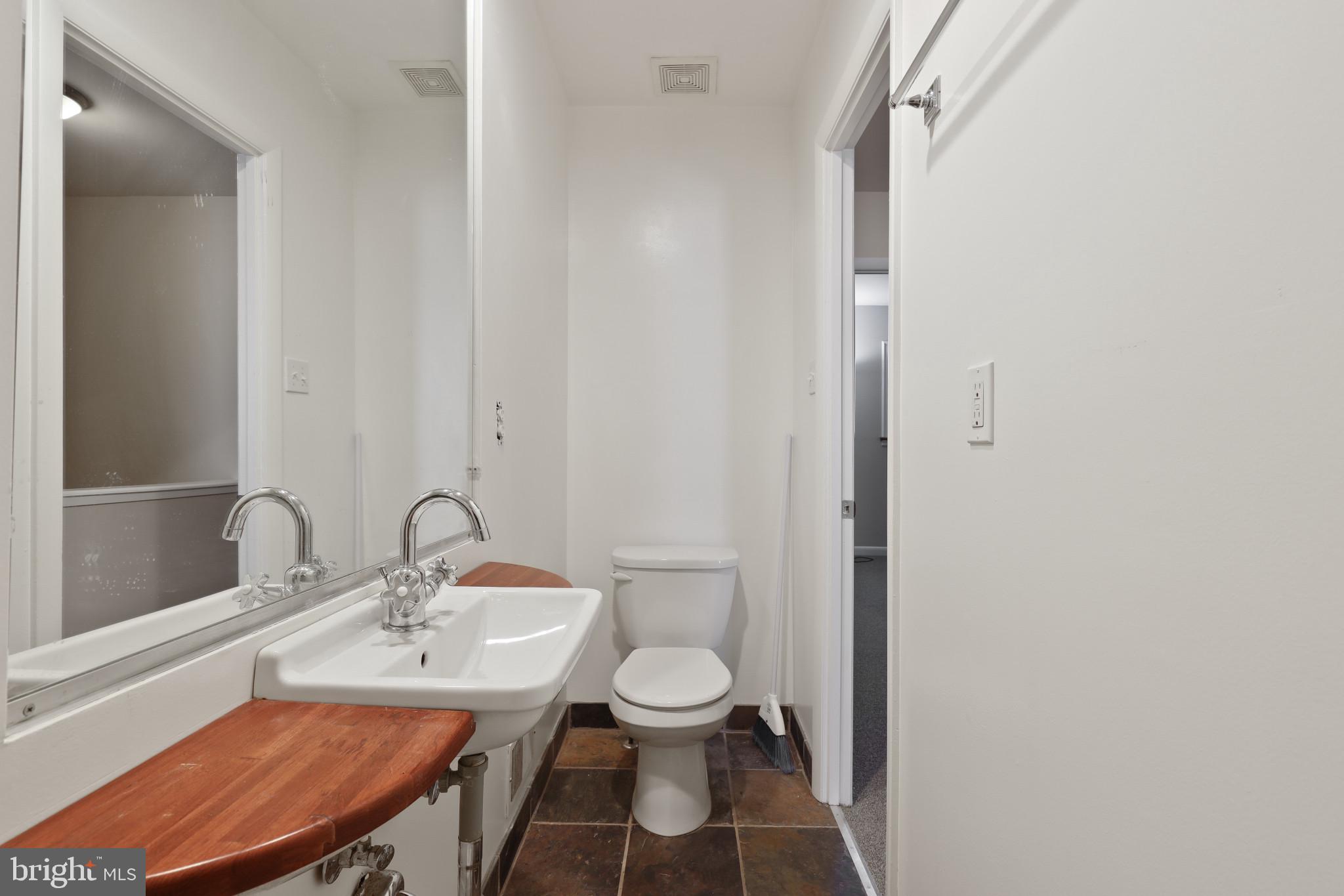 UPPER FELLS POINT - Residential Lease