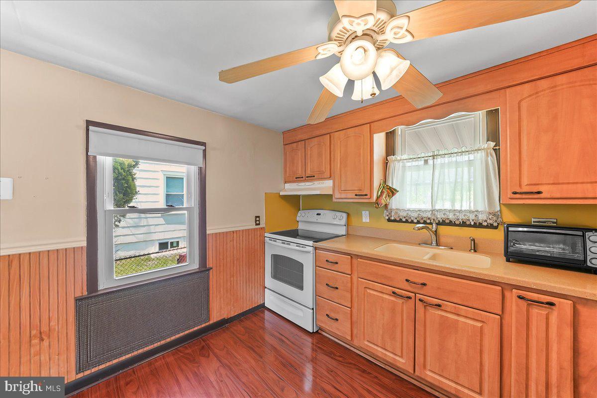 ELMWOOD GARDENS - Residential