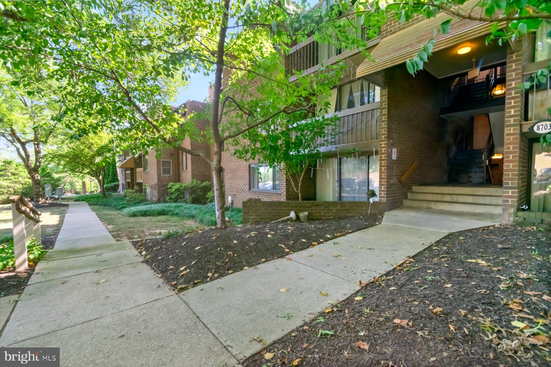 VILLAGE OF LONG REACH - Residential