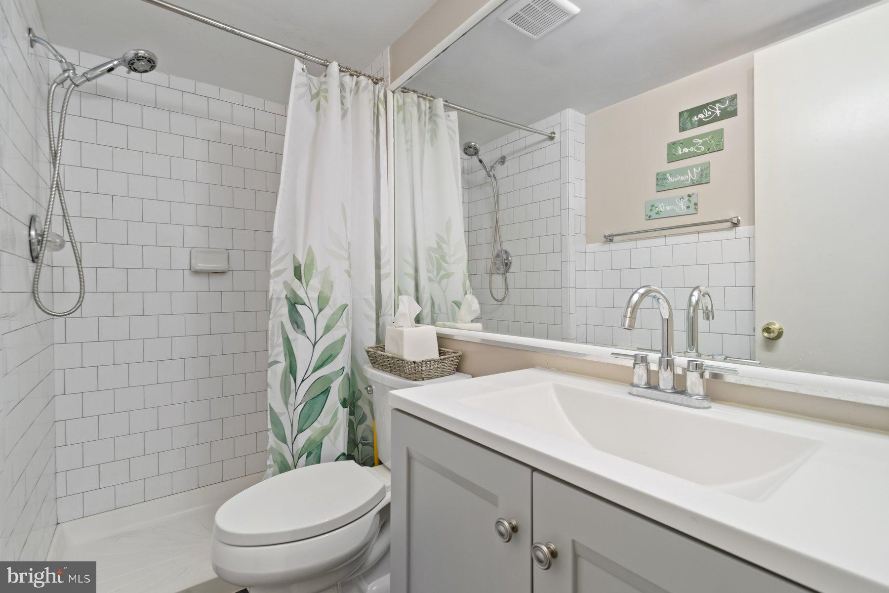 VILLAGE OF LONG REACH - Residential