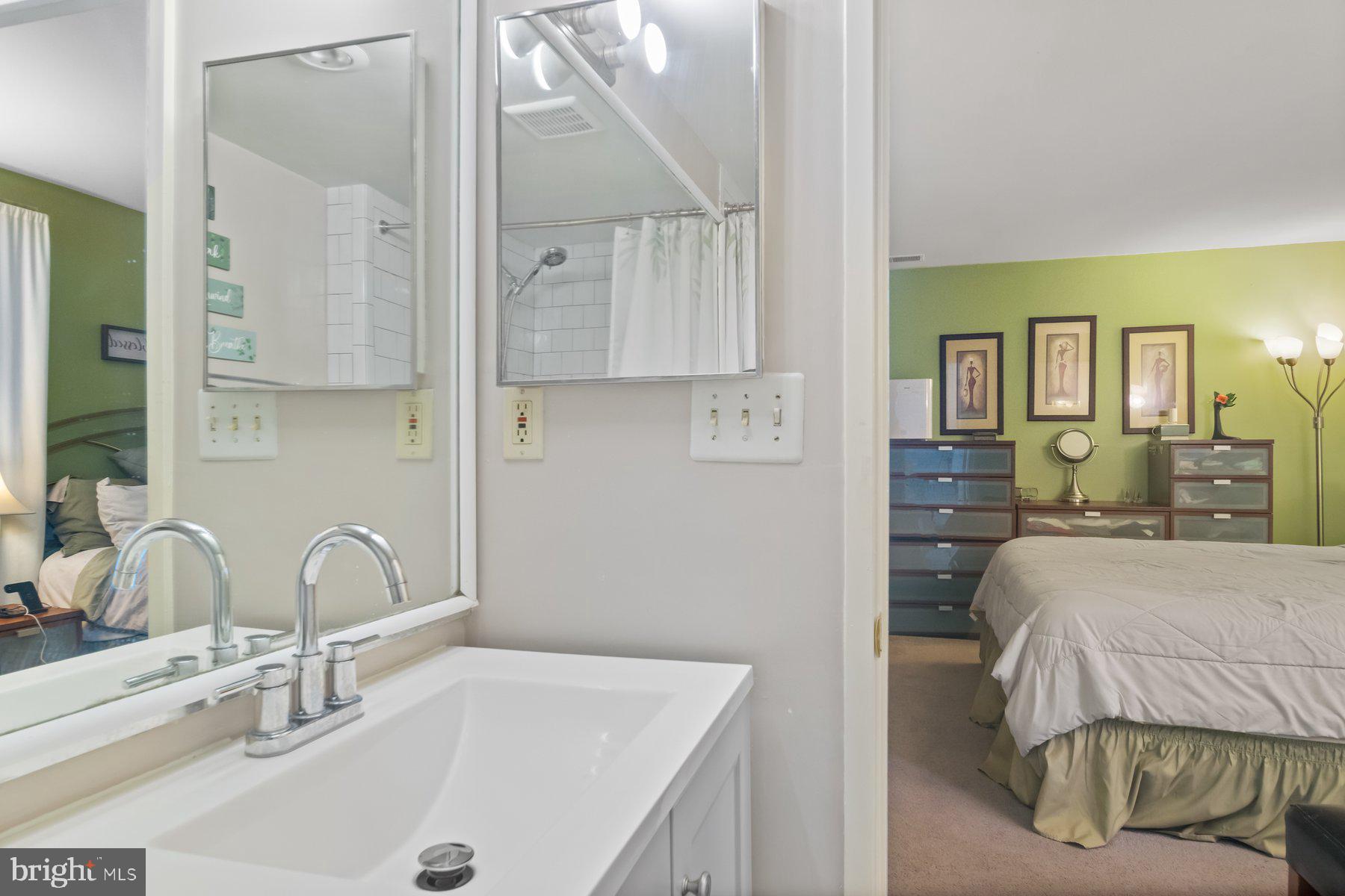 VILLAGE OF LONG REACH - Residential