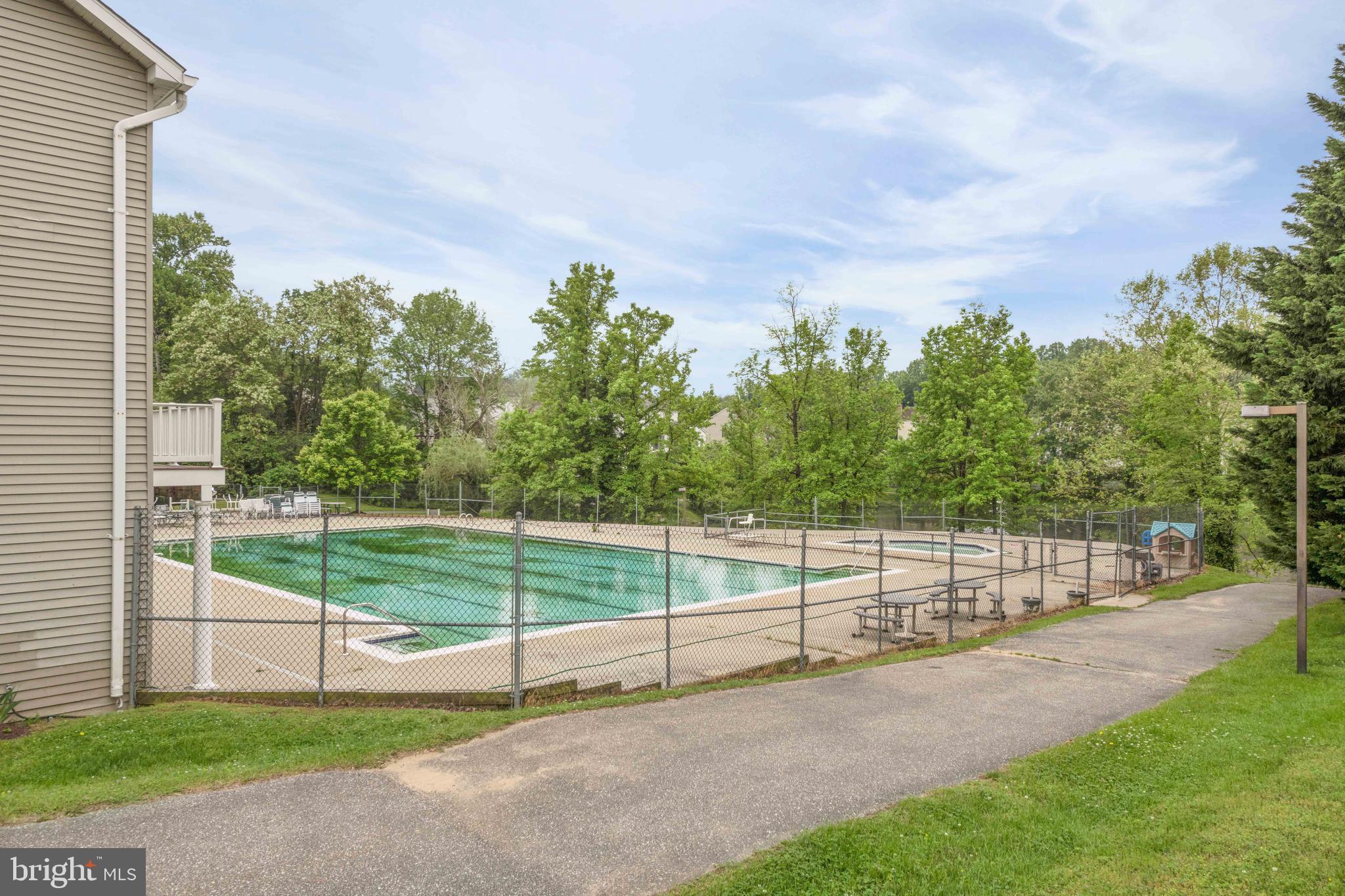 HARTING FARM - Residential