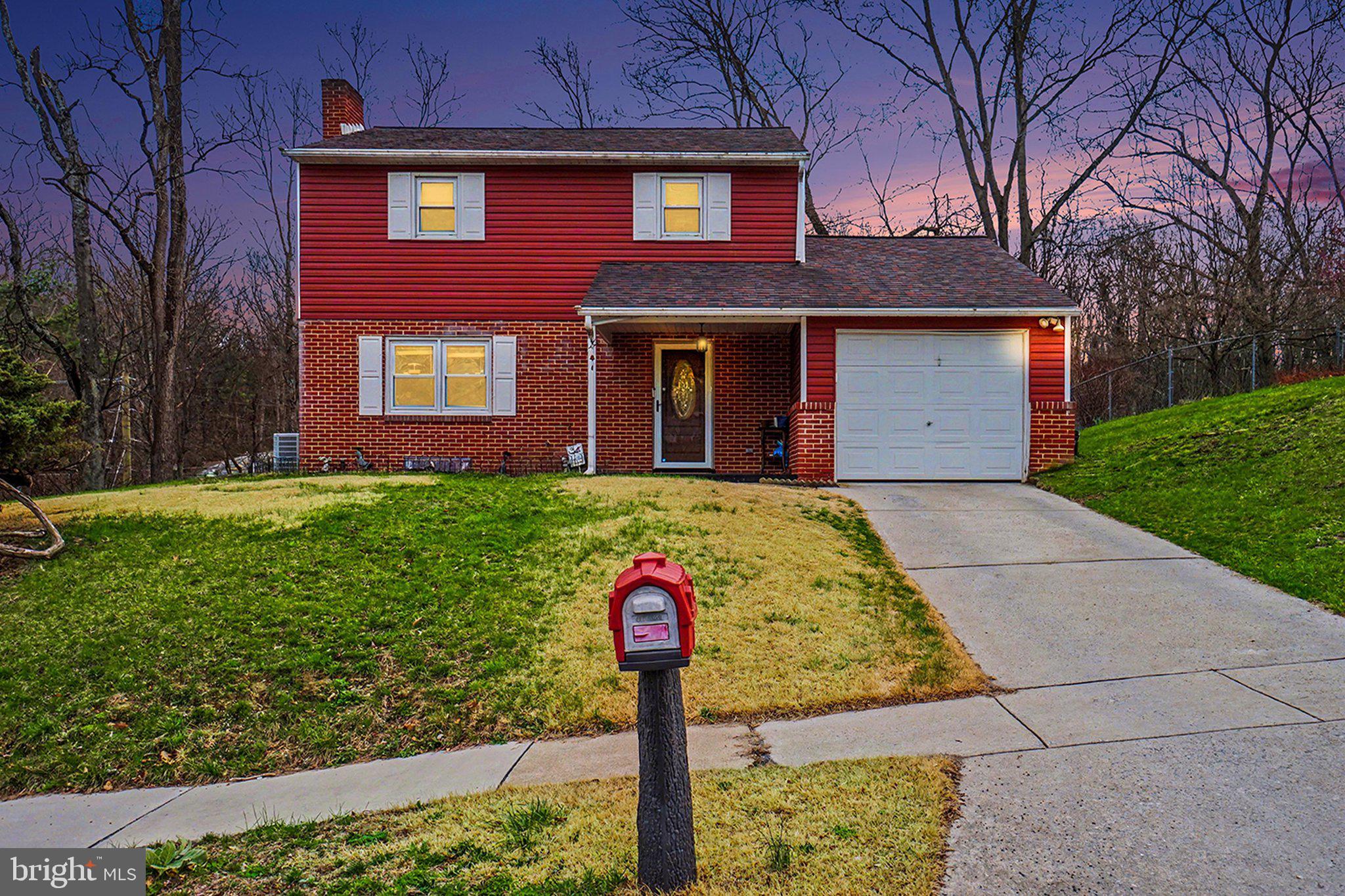 1252 BARLEY CORN SQUARE