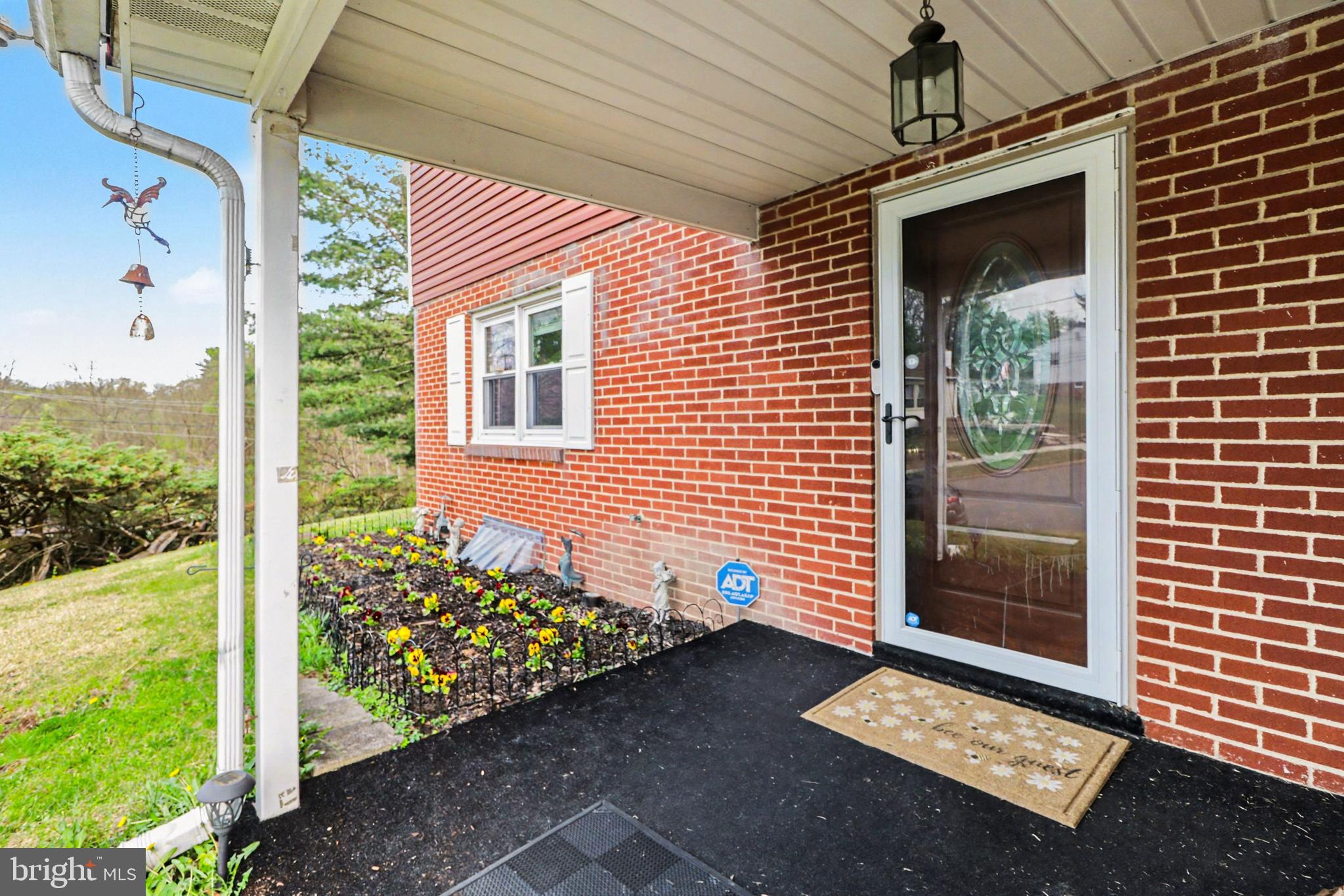 1252 BARLEY CORN SQUARE