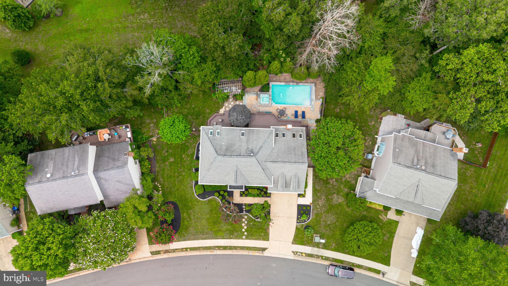 16659 MALORY COURT