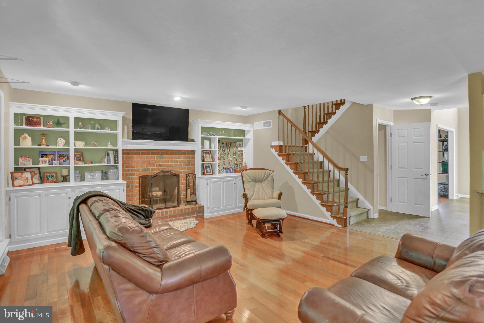 SENTRY WOODS - Residential