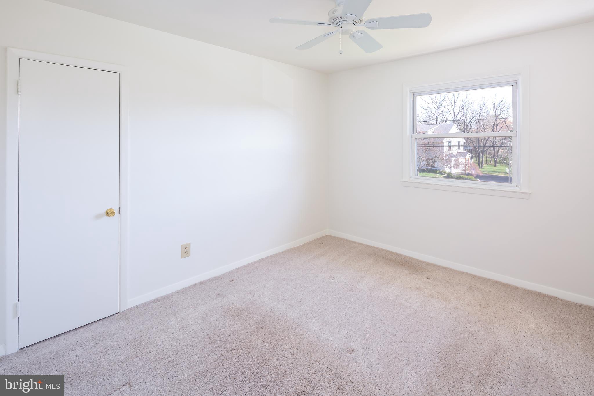 RADNOR HUNT - Residential