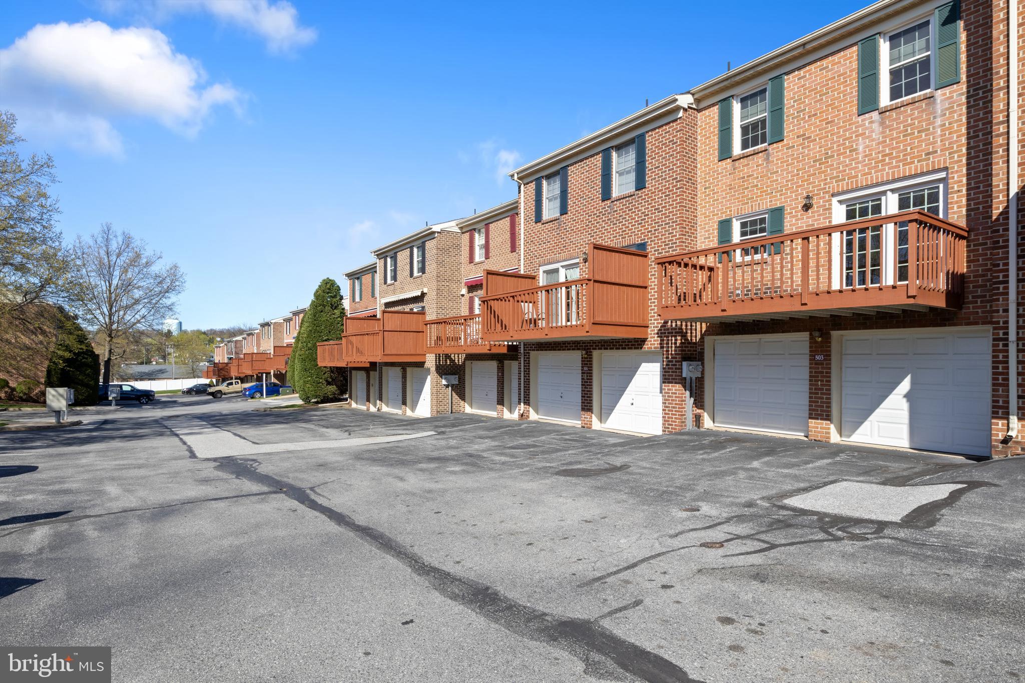 CHAMBERS RIDGE - Residential