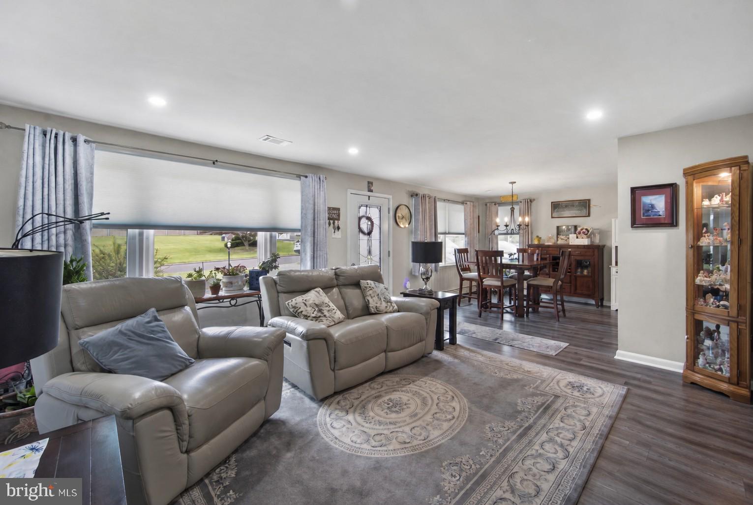 1363 GLEN ECHO DRIVE