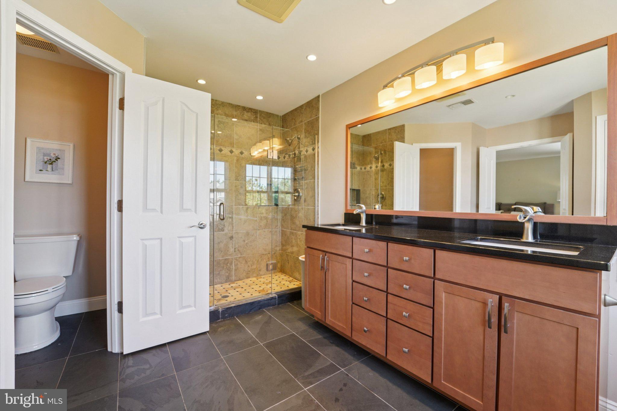 MANORWOOD - Residential