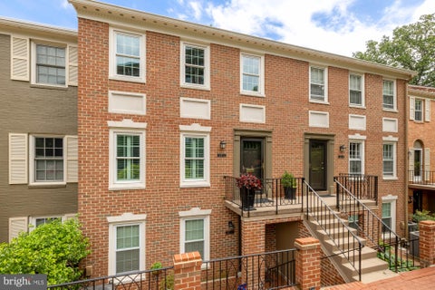 Photo of 3223 Sutton Place NW #A, WASHINGTON, DC 20016 (MLS # DCDC2267938)