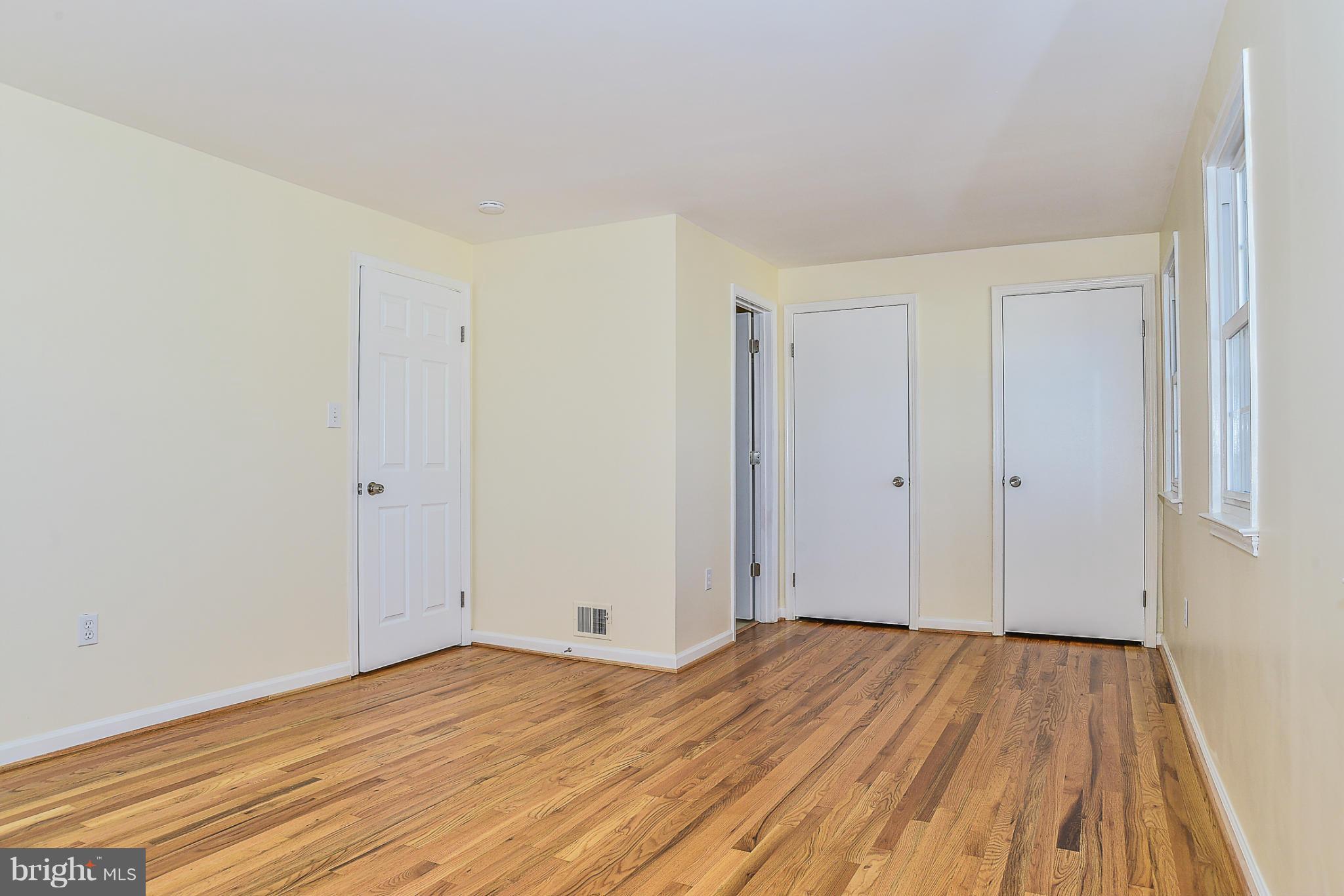 GREENWICH HILL - Residential