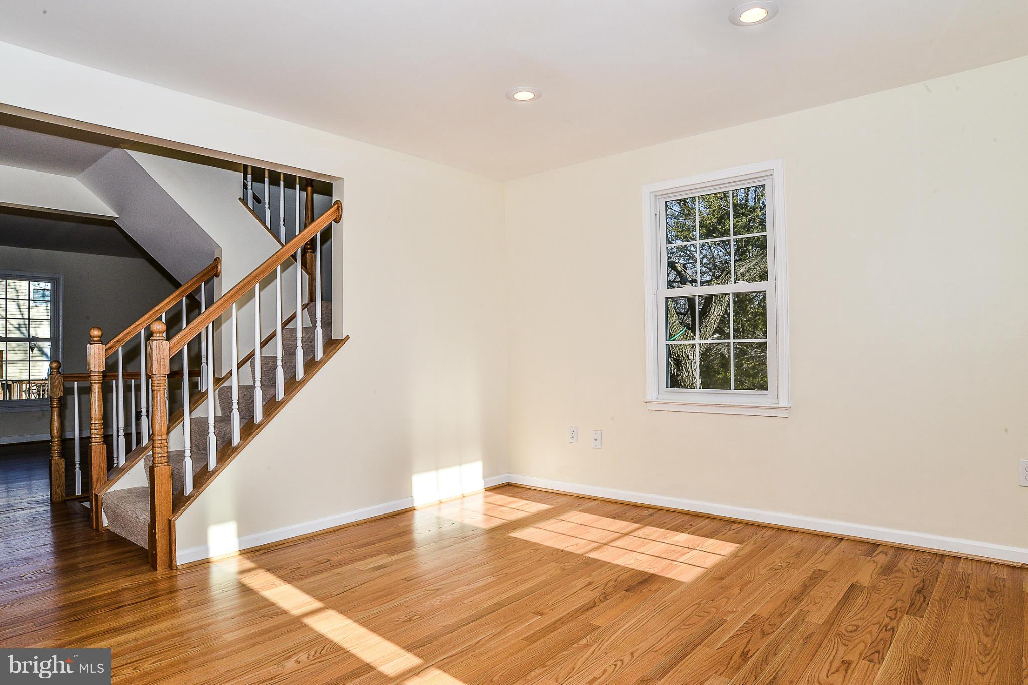 GREENWICH HILL - Residential