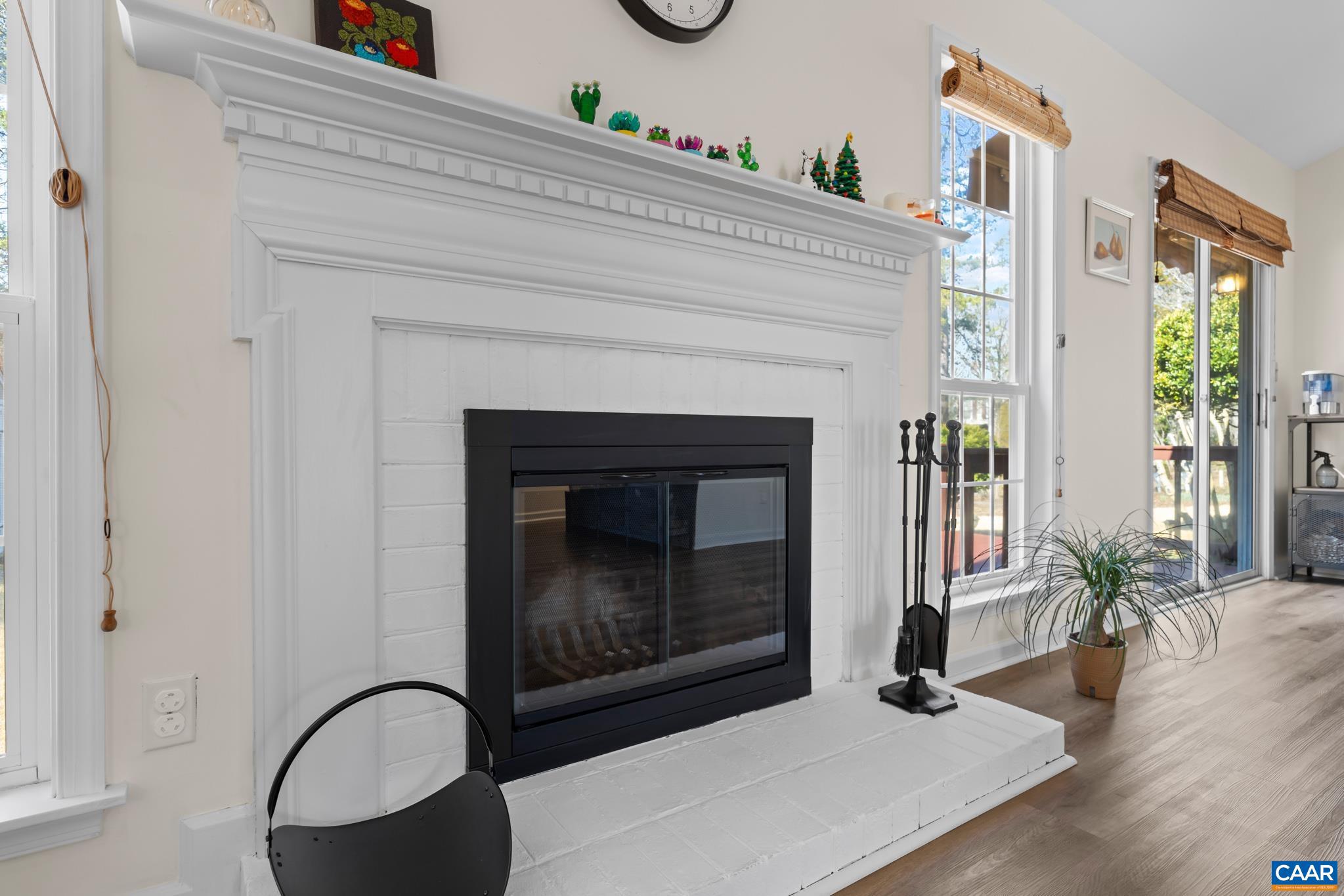 2071 WINTERFIELD CIR