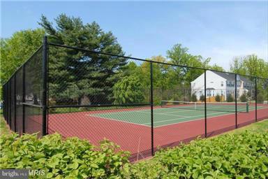 RIPPON LANDING - Residential