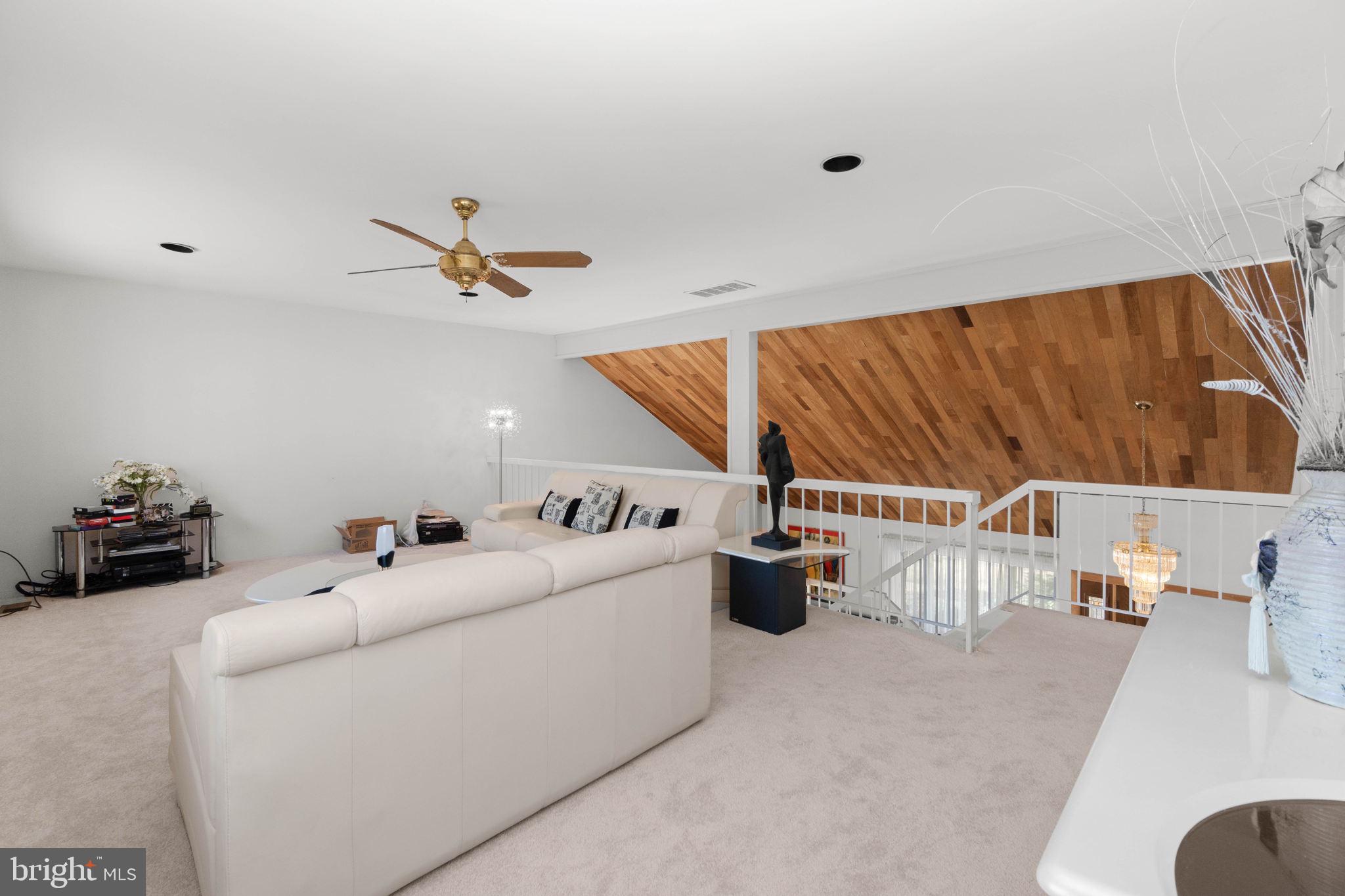 OLNEY SQUARE - Residential