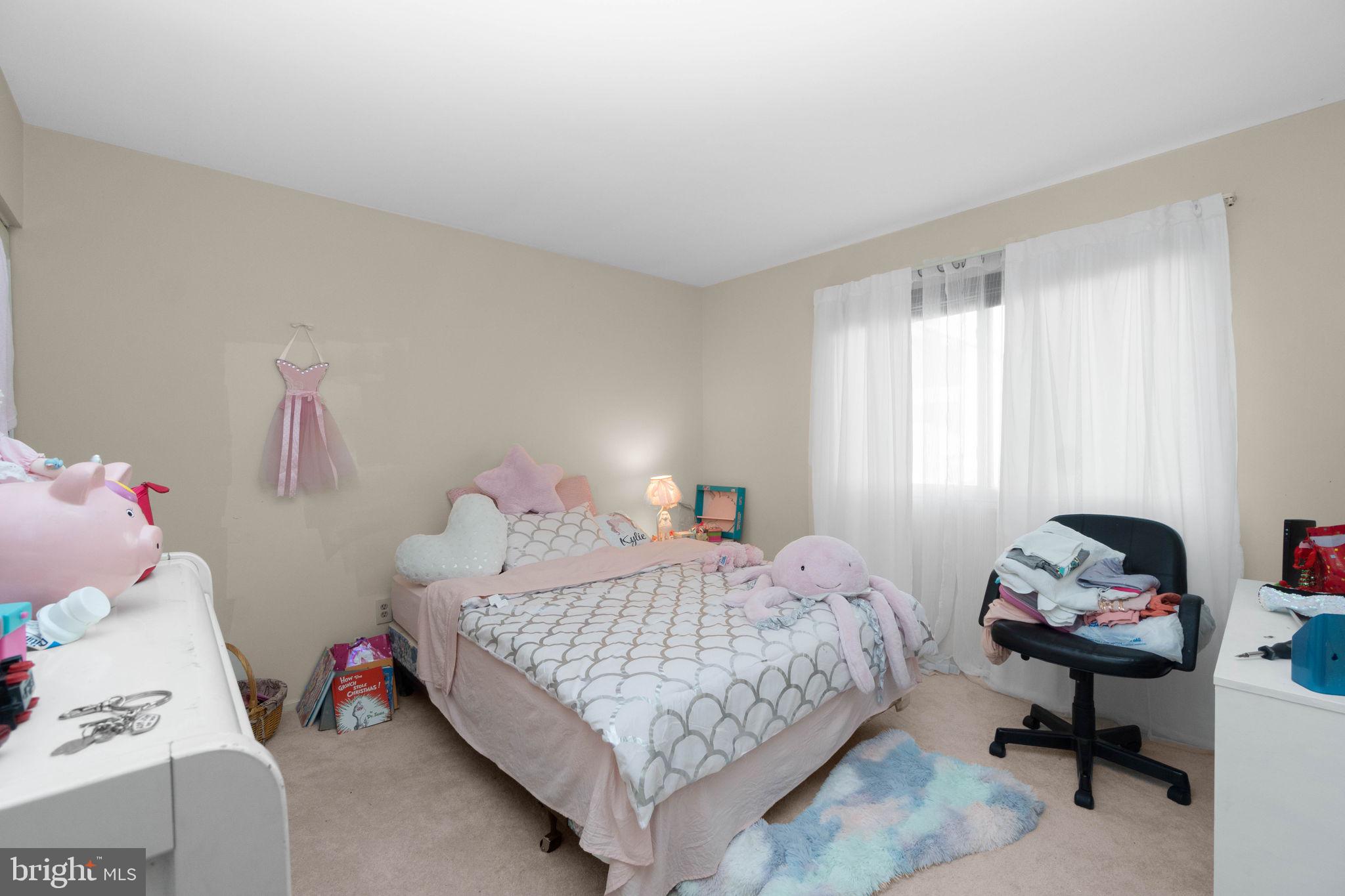 OLNEY SQUARE - Residential