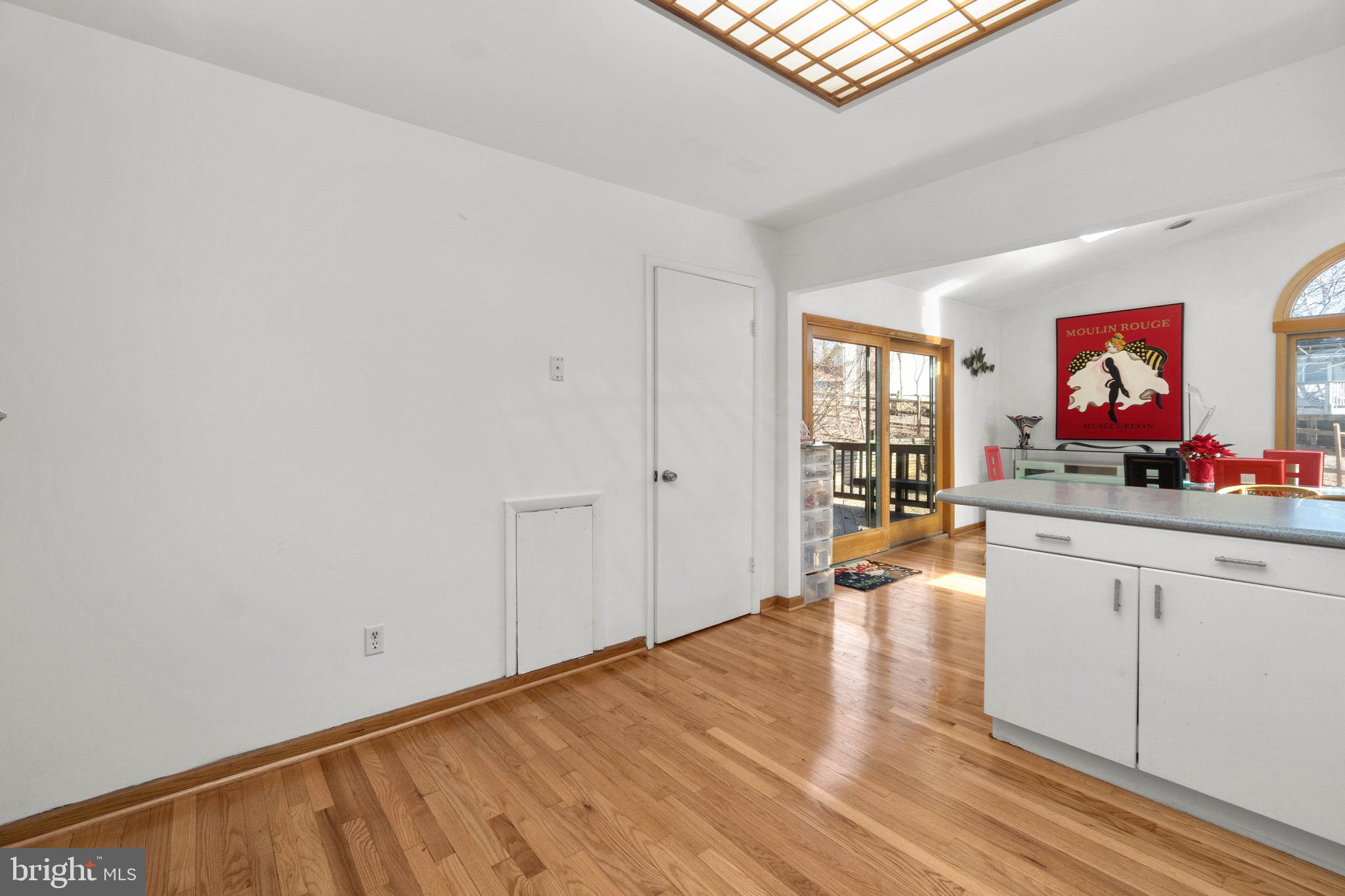 OLNEY SQUARE - Residential