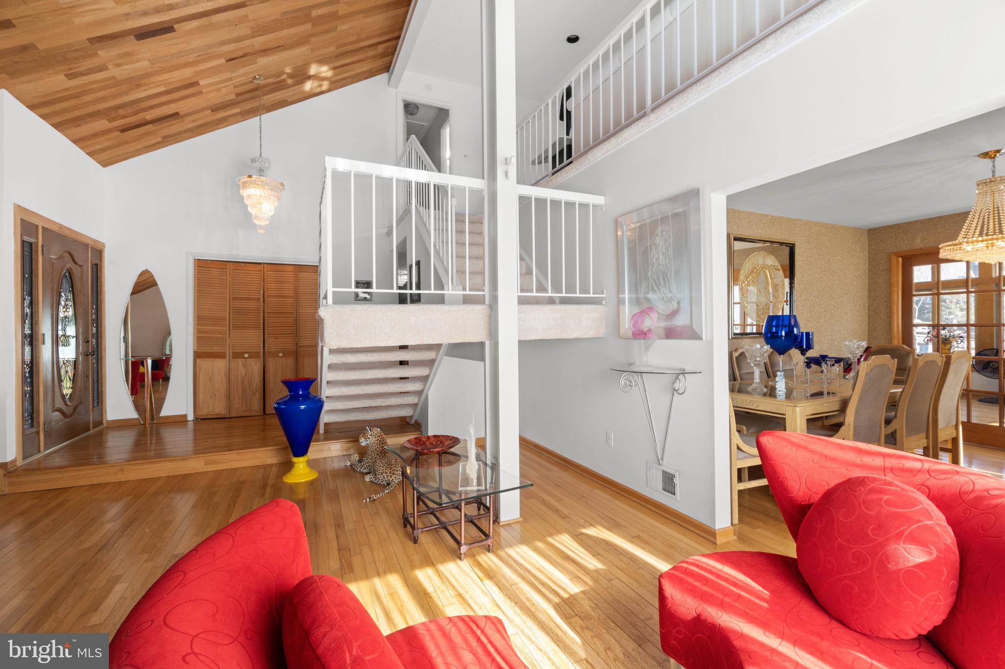 OLNEY SQUARE - Residential